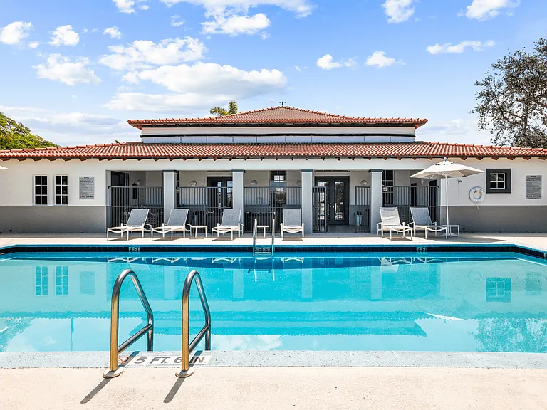 San Marco Villas — Photo 4