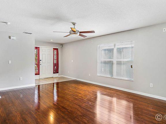 4th image of 6134 Skylarkcrest Dr