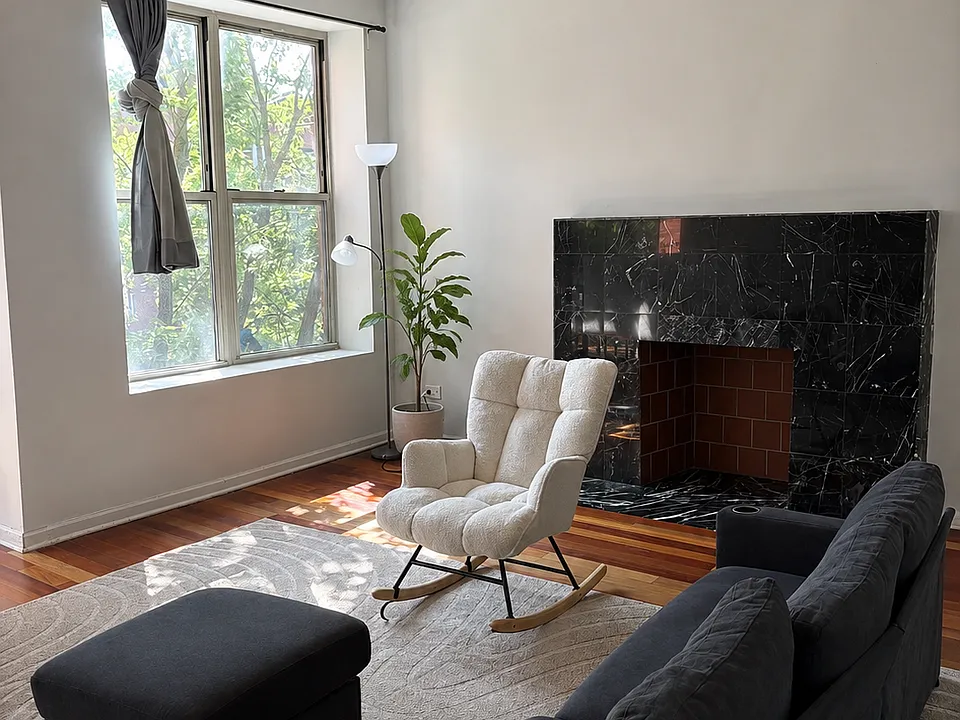 5134-5142 S Ingleside Ave #2D