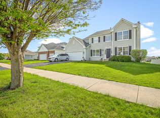 7238 Price Dr, Roscoe, IL 61115