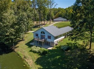 8719 S 500 W, Trafalgar, IN 46181