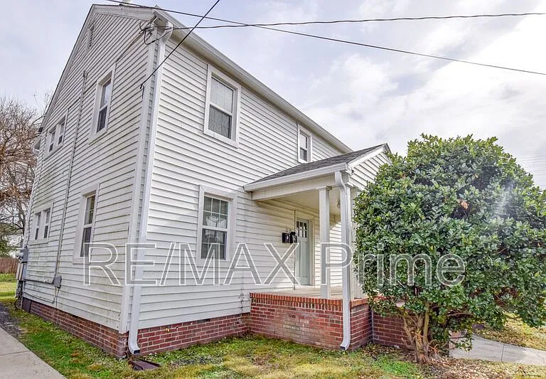 1135 Jackson Ave #1 — Photo 13