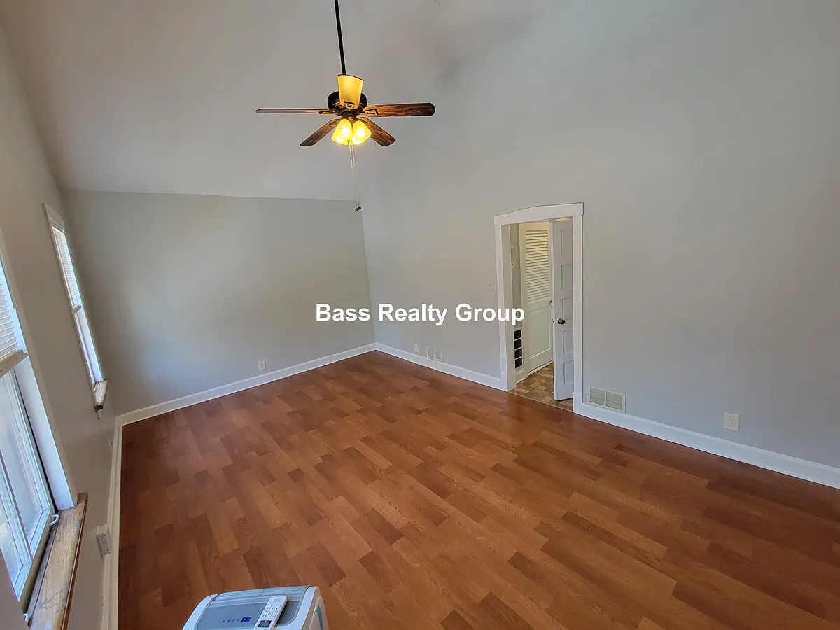 Building Photo - 2244 W Palmer St #2R