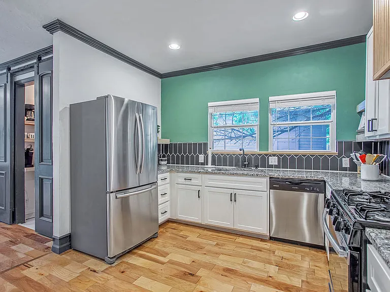 2139 NW 13th St — Photo 11