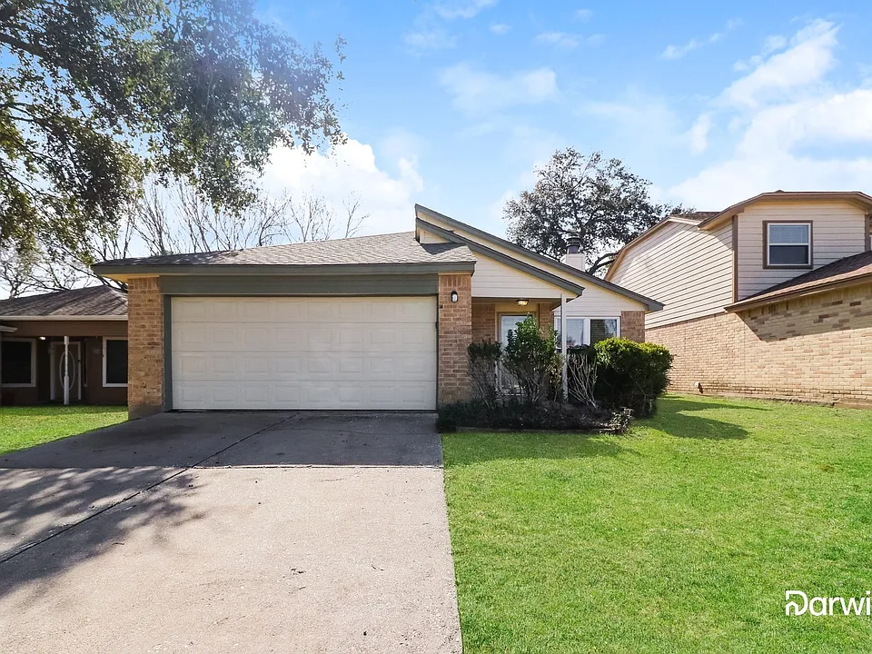 11727 Yearling Dr