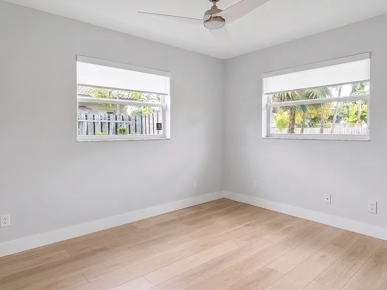 3717 S Longfellow Cir — Photo 9