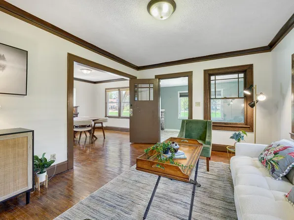 2326 Irving Ave N, Minneapolis, MN 55411