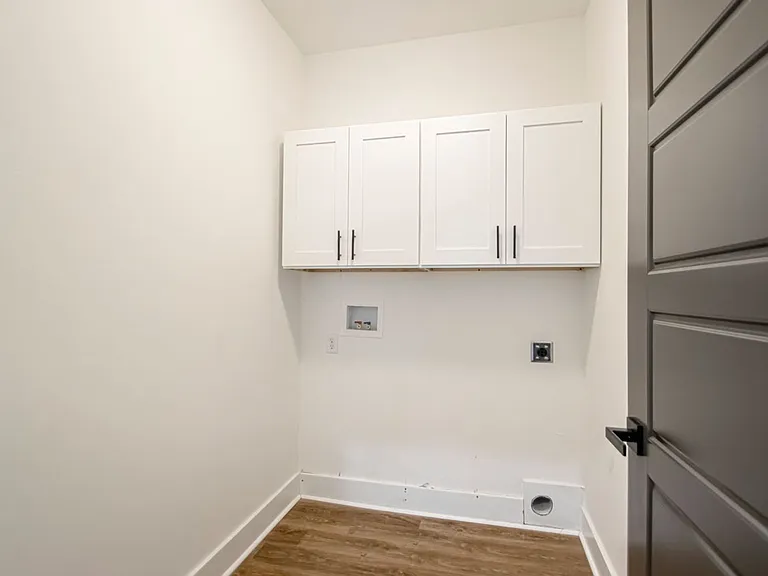 324 S Schiller St — Photo 15