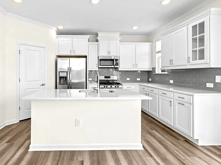 1904 Austin Ridge Pkwy — Photo 6