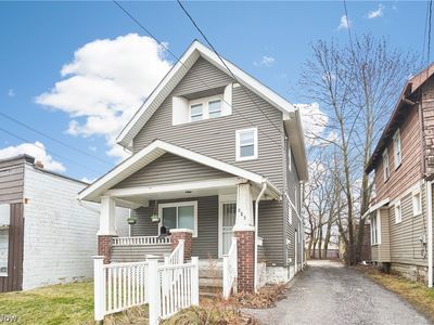 885 Brown St, Akron, OH, 44311
