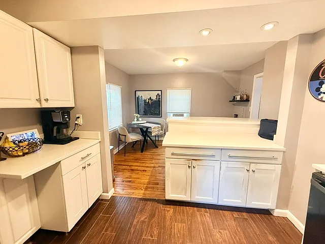 915 N Stonestreet Ave — Photo 5