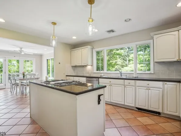 1577 Long Hill Rd, Long Hill Twp., NJ 07946