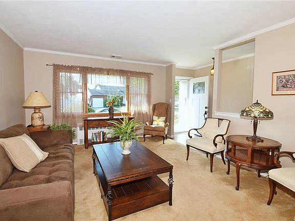 5th image of 12 Ellsworth Pl