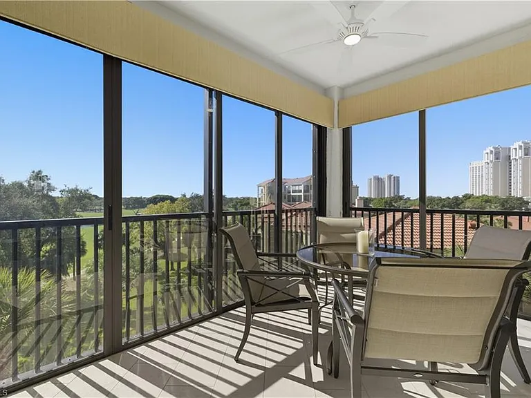 7040 Pelican Bay Blvd #D-401 — Photo 14