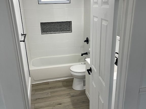 5th image of 4299 W 30th St #1