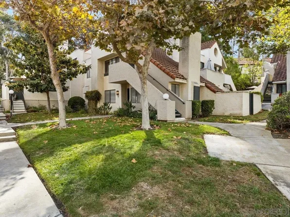 325 N Melrose Dr Unit E, Vista, CA 92083