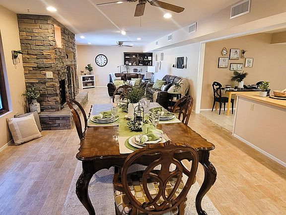 3rd image of 10626 W DESERT ROCK Drive