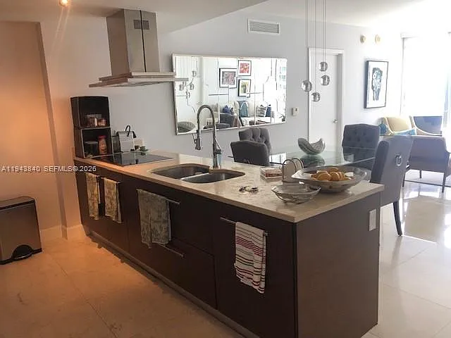 465 Brickell Ave #818 — Photo 1