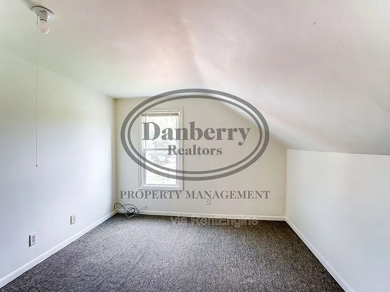 919 Brookley Blvd — Photo 23