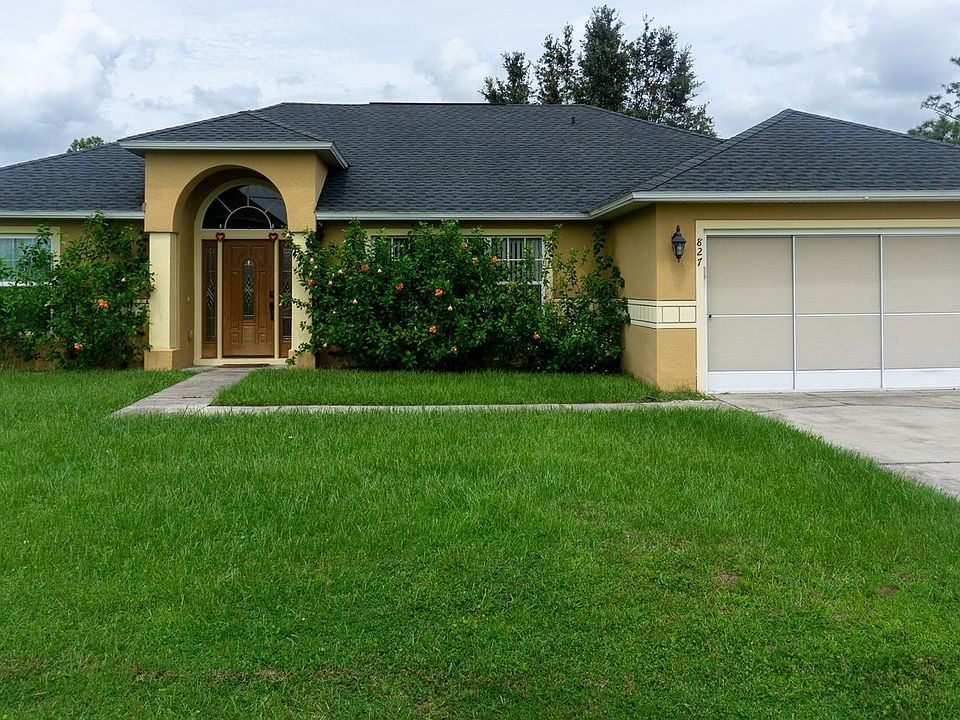 1st image of 827 Adour Dr