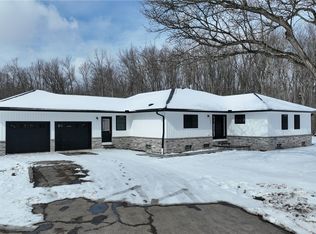 2901 S Union St, Rochester, NY 14624