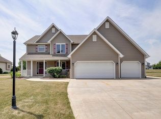 10012 64th Ave, Pleasant Prairie, WI 53158