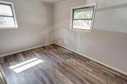 7315 E 53rd St — Photo 16