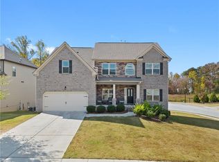 700 Lilac Mist Dr, Loganville, GA 30052