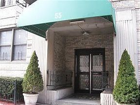 3rd image of 55 E 190th St APT 32