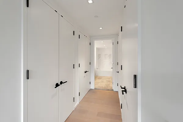 Rented by Douglas Elliman | media 23