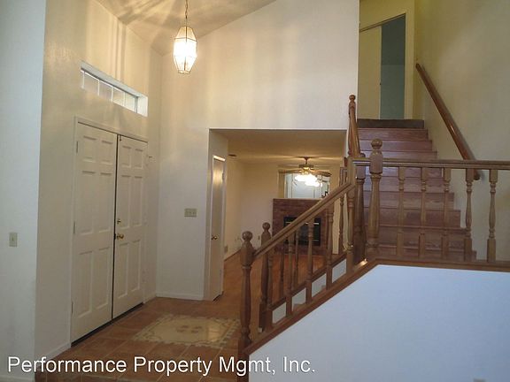 2nd image of 1666 E Niles Ave