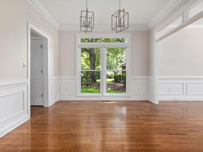 1204 Wynnwood Ct — Photo 4