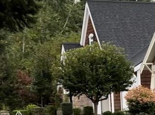 1096 SE Creekside Dr, College Place, WA