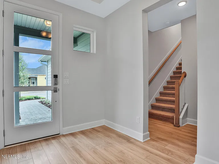 351 Millenia Dr — Photo 5