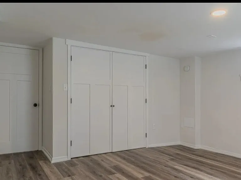 527 Bertrand St — Photo 21