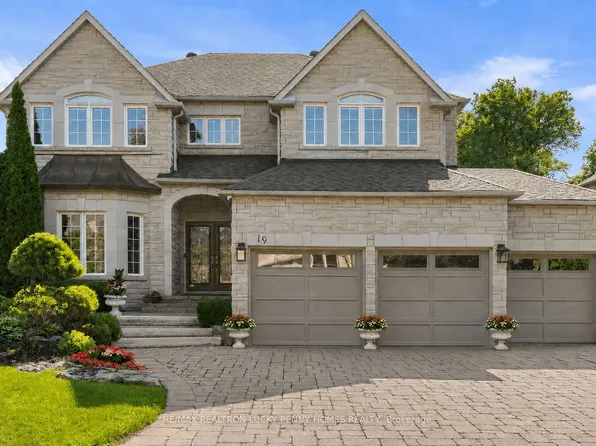 19 Mumberson Ct, Markham, ON L6C 1Y4