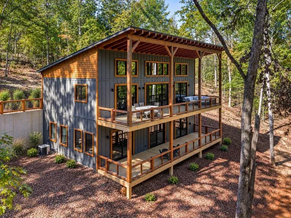 259 Sunrock Mountain Rd, Blue Ridge, GA 30513