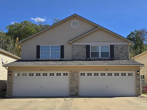 748 Woodside Creek Dr, Festus, MO 63028