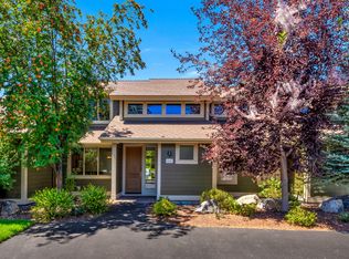 1258 Highland View Loop, Redmond, OR 97756