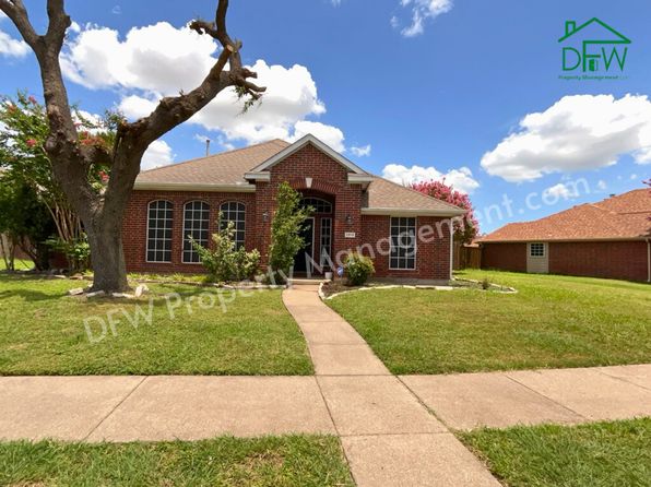 2818 Pecan Meadow Dr