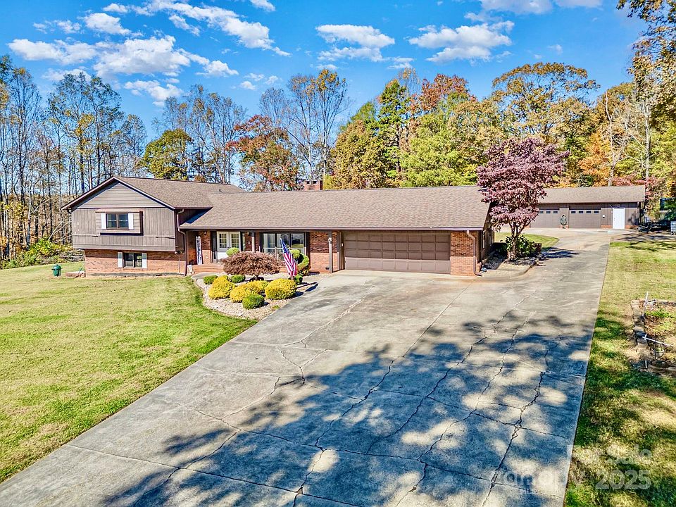 1st image of 2844 Hickory Hwy