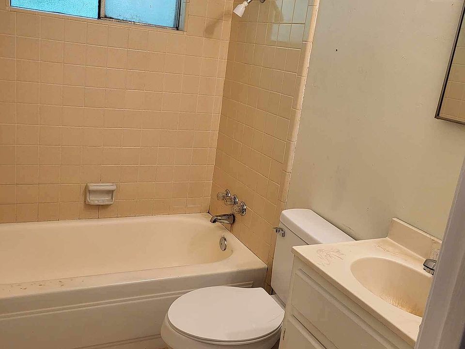 1st image of 545 Martin Luther King Dr #28