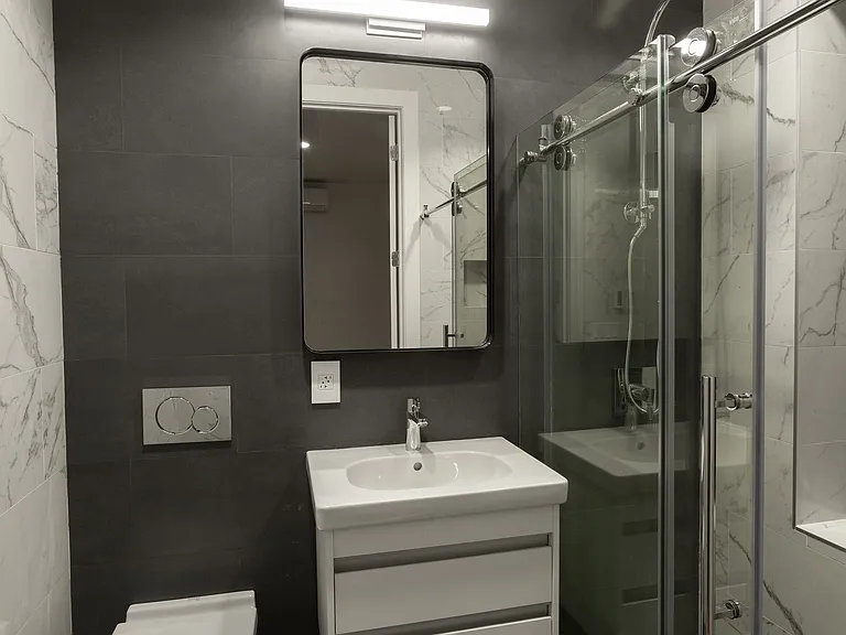 64 2nd Ave #Penthouse 3 — Photo 13