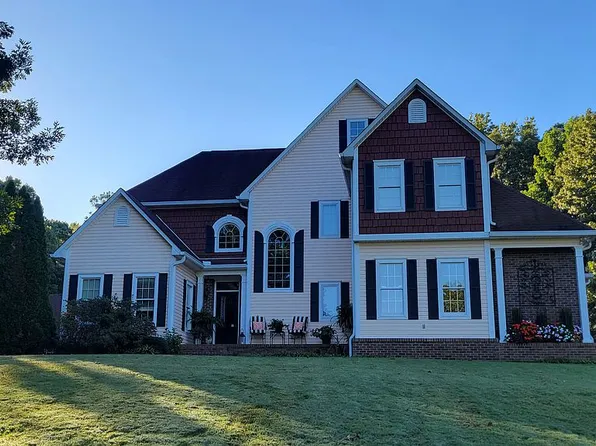 285 Jerri Ann Dr, Lexington, TN 38351