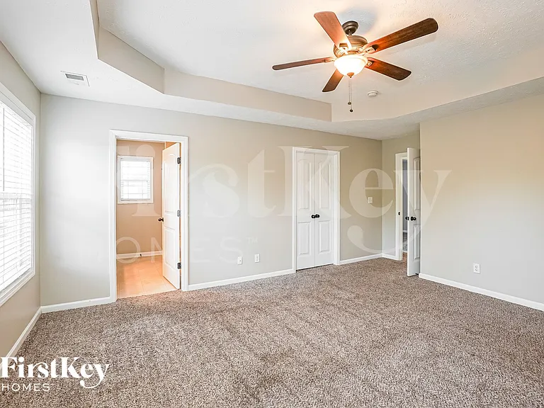 1309 Loren Cir — Photo 9