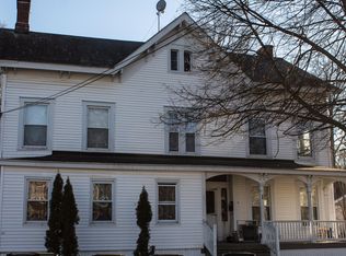 22 Main St, Hyde Park, NY 12538