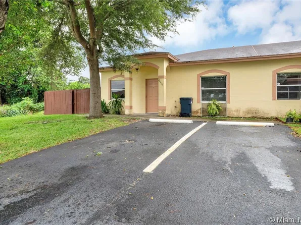 28452 SW 141st Pl, Homestead, FL 33033