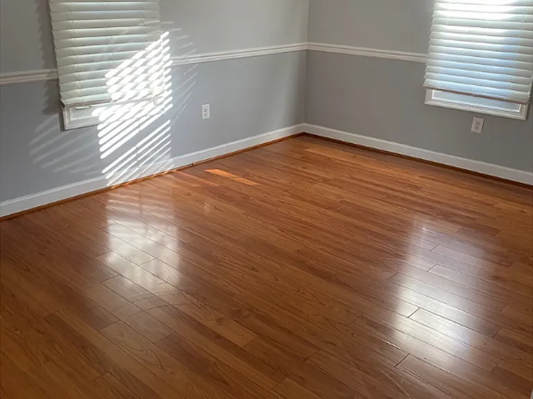 438 Main St #NEW ROOM 600 AVAILA — Photo 2