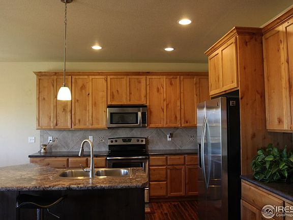 3rd image of 770 Village Dr