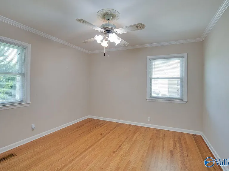 211 Wingate Ave SW — Photo 25